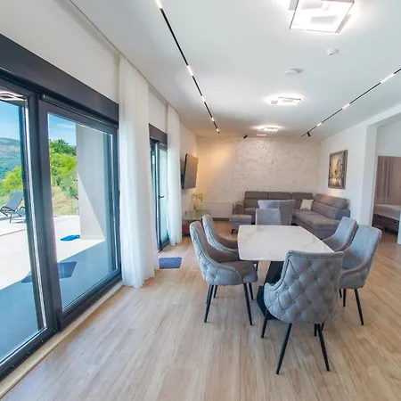 Panorama Olive Hill Villa *