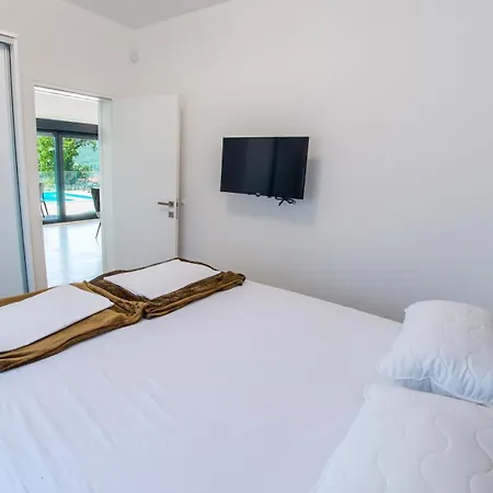 Panorama Olive Hill * Mostar