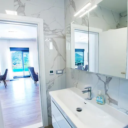 Panorama Olive Hill Villa *