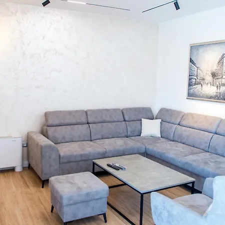 Panorama Olive Hill Villa *